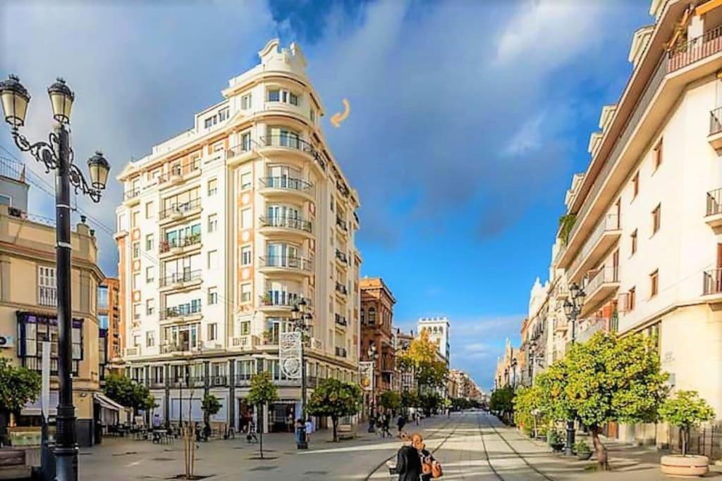 Lux Essentia * Sevilla